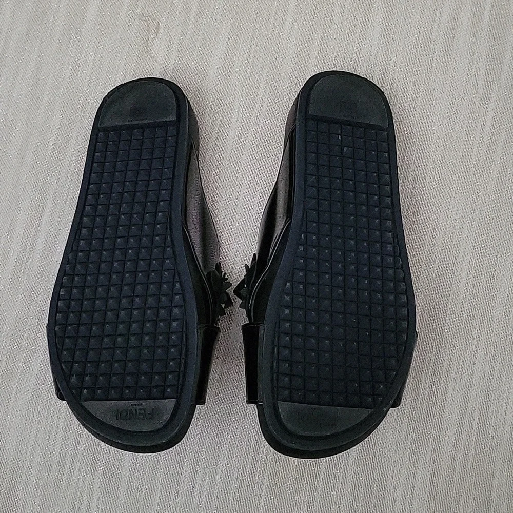 Fendi slippers - Picture 3 of 8
